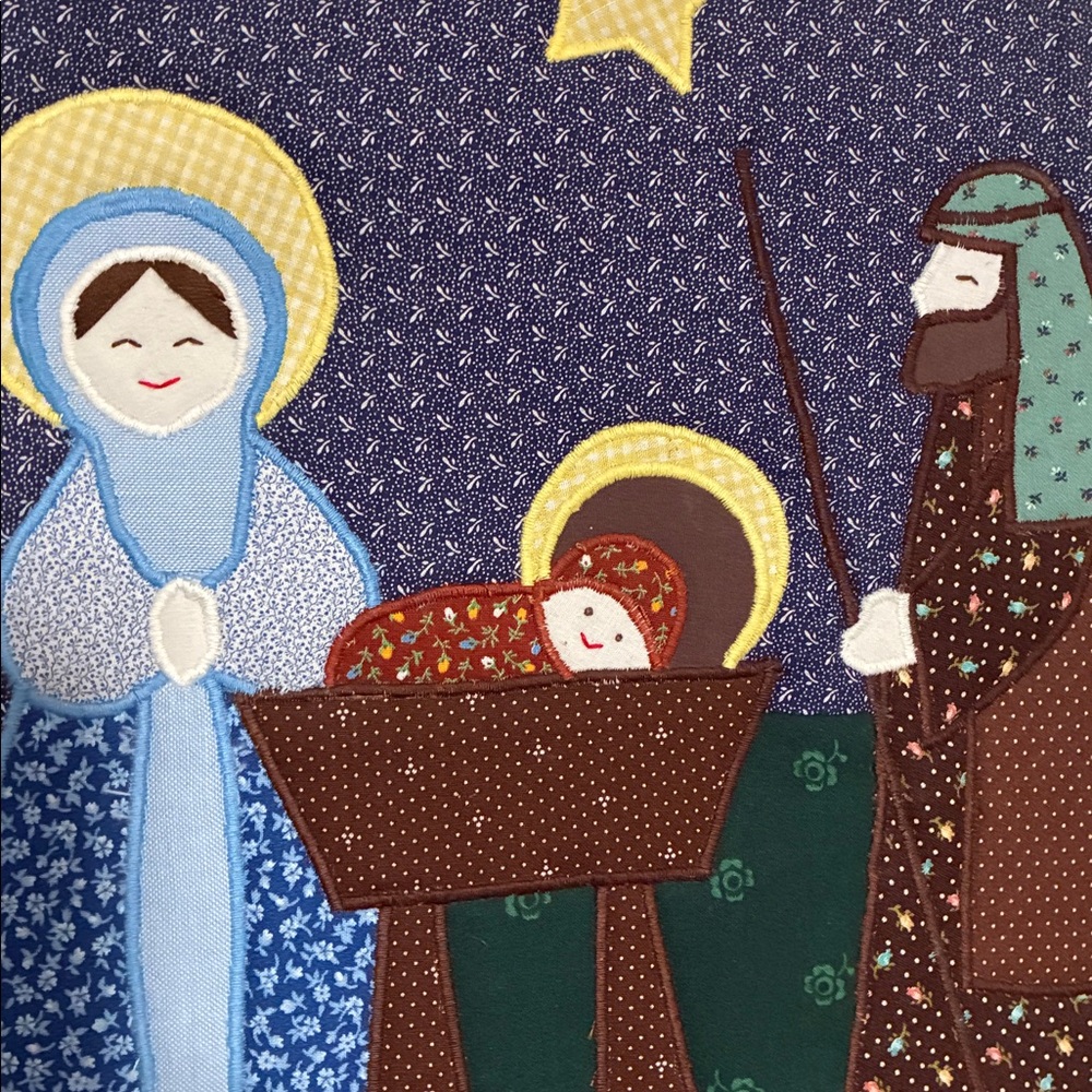 Vintage Embroidered Nativity Scene - Picture 2 of 10